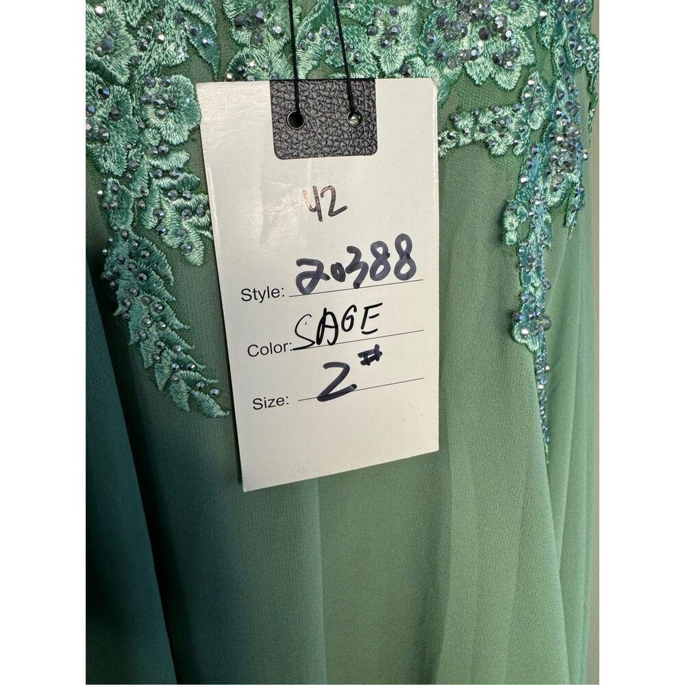 Mac Duggal Mint Green Lace Appliqué Long Sleeve Maxi Dress - Picture 3 of 6